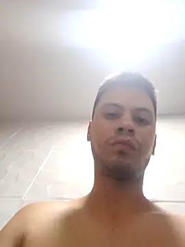 Snapshot of josrenyerz chatting on April 2026 03:46:02 AM josrenyerz online show from April 2026 03:46:02 AM