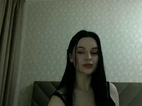 Snapshot of Lulii24 chatting on November 2025 11:27:02 PM Lulii24 online show from November 2025 11:27:02 PM