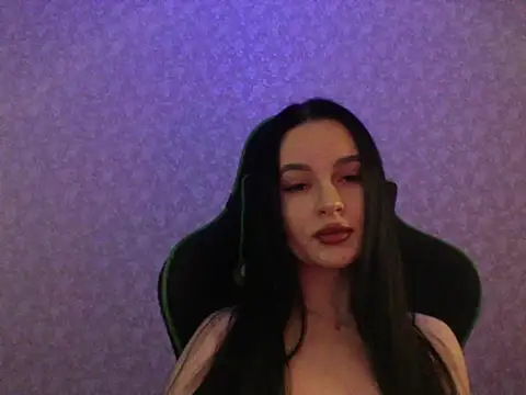 Snapshot of Lulii24 chatting on March 2026 10:04:02 PM Lulii24 online show from March 2026 10:04:02 PM