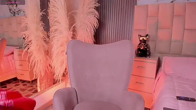 AdharaSweet1  online show from March 2026 05:46:02 AM