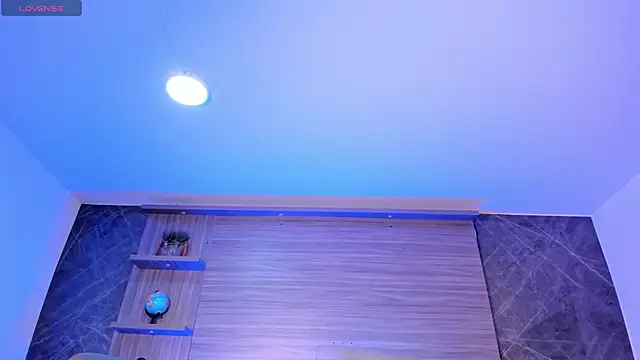 MadisonAnngel online show from November 2025 07:58:01 PM