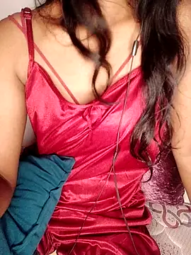 trending tamizhachii online show from October 2025 06:16:01 PM