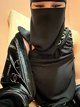  Laiali  online show from January 2026 01:35:01 PM