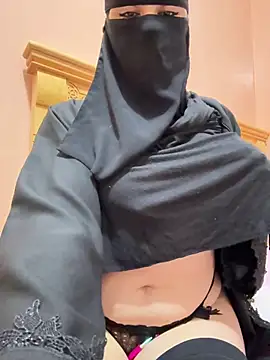 Snapshot of _Laiali_ chatting on March 2026 12:28:01 PM Laiali online show from March 2026 12:28:01 PM