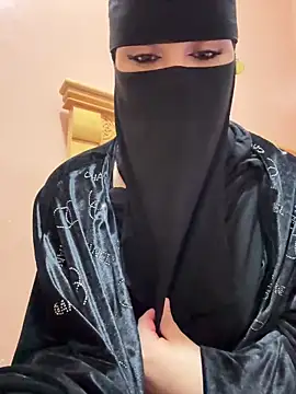 Snapshot of _Laiali_ chatting on April 2026 01:26:01 PM Laiali online show from April 2026 01:26:01 PM