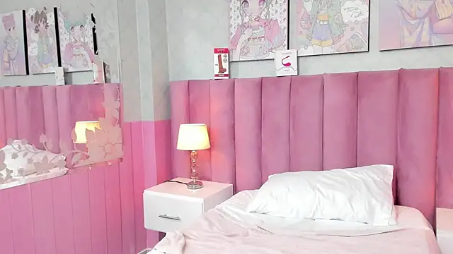 Sofi naughty18 online show from September 2025 07:48:01 PM