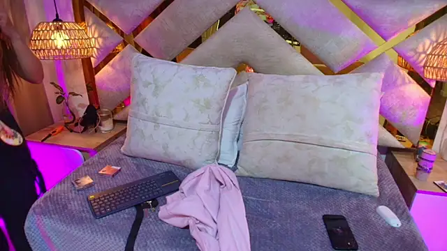 Scarlett Vegaa online show from October 2025 11:11:02 AM