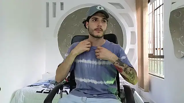 Rafael Mendezz online show from November 2025 08:30:01 PM