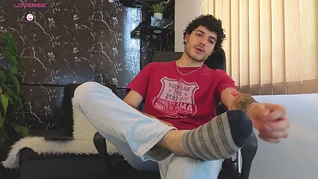 Rafael Mendezz online show from May 2026 08:05:02 PM