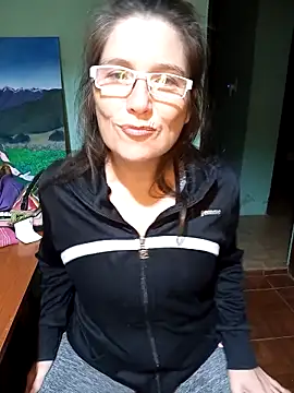 Merida2276 online show from October 2025 12:41:02 AM