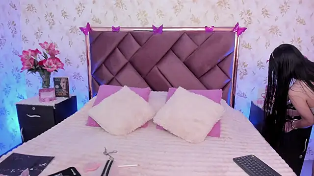 Eva Alzair online show from December 2025 08:04:02 PM