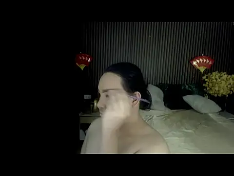 Snapshot of Hotcum_ella chatting on October 2025 11:24:02 PM Hotcum ella online show from October 2025 11:24:02 PM