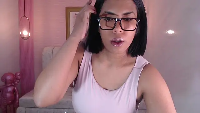 Snapshot of ambar_fox_s chatting on March 2026 01:02:01 PM ambar fox s online show from March 2026 01:02:01 PM