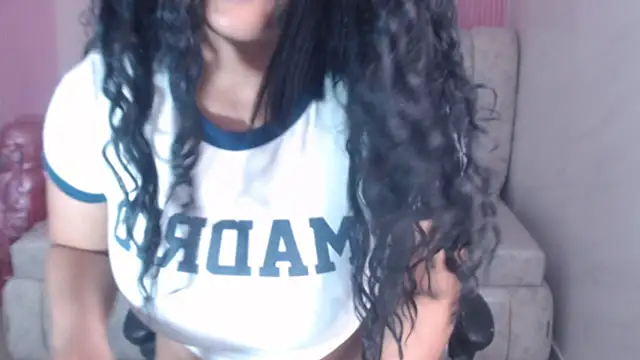 Snapshot of ambar_fox_s chatting on April 2026 03:07:02 AM ambar fox s online show from April 2026 03:07:02 AM