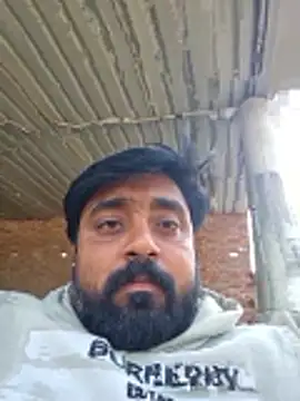 Snapshot of Raju_fuckerr chatting on February 2026 08:35:02 AM Raju fuckerr online show from February 2026 08:35:02 AM