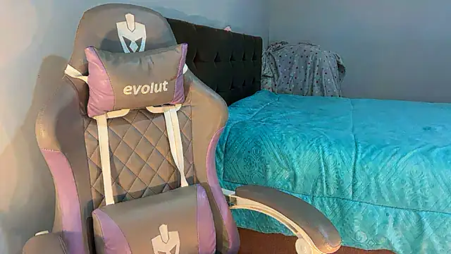 bellana20 online show from March 2026 05:16:02 PM