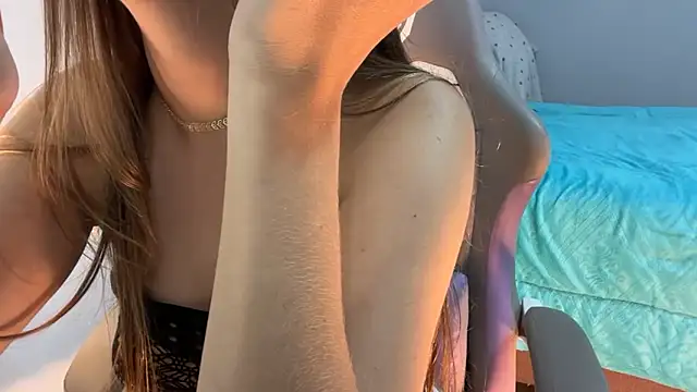 bellana20 online show from March 2026 05:17:01 PM