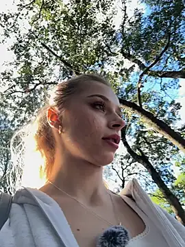 BabyAnais online show from September 2025 02:30:02 PM