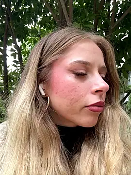 BabyAnais online show from October 2025 09:52:01 AM