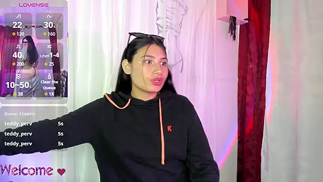 Linda andrew online show from September 2025 07:08:01 PM