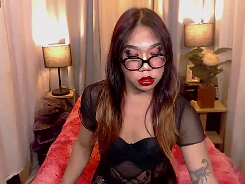 Snapshot of GODDESSHUGECOCKANDREA chatting on February 2026 11:10:01 AM GODDESSHUGECOCKANDREA online show from February 2026 11:10:01 AM