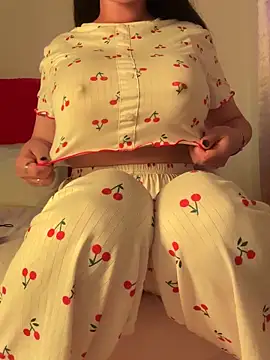 Snapshot of OnlyRima chatting on September 2025 09:27:02 PM OnlyRima online show from September 2025 09:27:02 PM