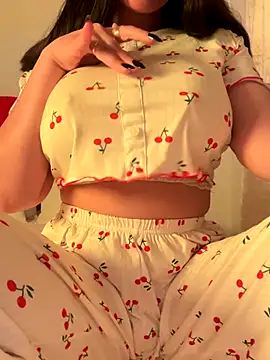 Snapshot of OnlyRima chatting on October 2025 12:47:01 PM OnlyRima online show from October 2025 12:47:01 PM