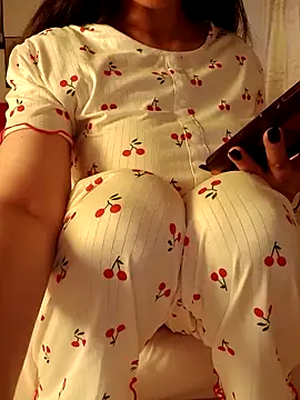 Snapshot of OnlyRima chatting on October 2025 11:44:01 AM OnlyRima online show from October 2025 11:44:01 AM