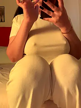 Snapshot of OnlyRima chatting on October 2025 12:30:02 PM OnlyRima online show from October 2025 12:30:02 PM