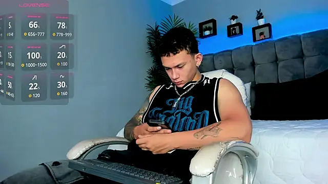 Thomas moon online show from April 2026 01:05:02 PM