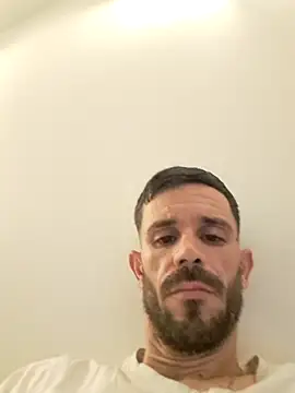 Snapshot of lolo7121 chatting on November 2025 11:47:02 PM lolo7121 online show from November 2025 11:47:02 PM