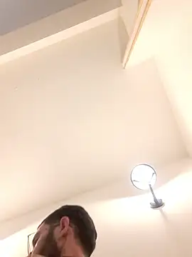 Snapshot of lolo7121 chatting on January 2026 01:13:02 PM lolo7121 online show from January 2026 01:13:02 PM