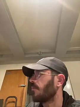 Snapshot of lolo7121 chatting on February 2026 11:06:01 PM lolo7121 online show from February 2026 11:06:01 PM