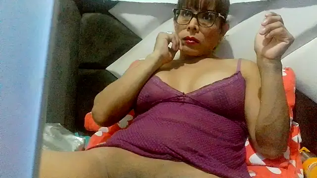 kelly15055 online show from July 2026 06:08:02 AM
