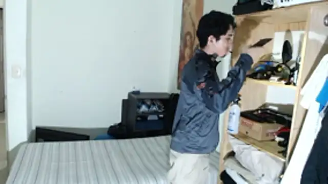 Snapshot of Penelope77 chatting on February 2026 06:44:01 AM Penelope77 online show from February 2026 06:44:01 AM