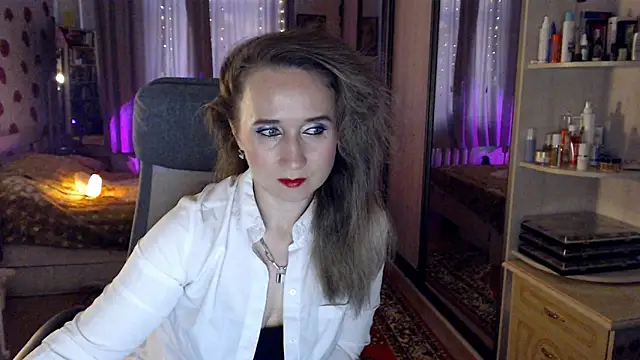 ClassyInna online show from October 2025 11:41:02 AM