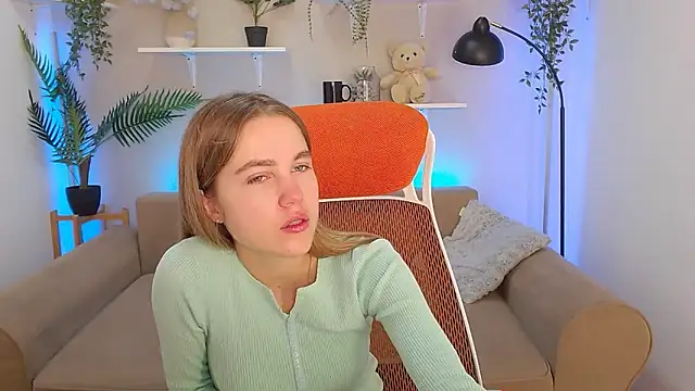 Snapshot of Spicy_Lexi chatting on September 2025 06:18:02 AM Spicy Lexi online show from September 2025 06:18:02 AM