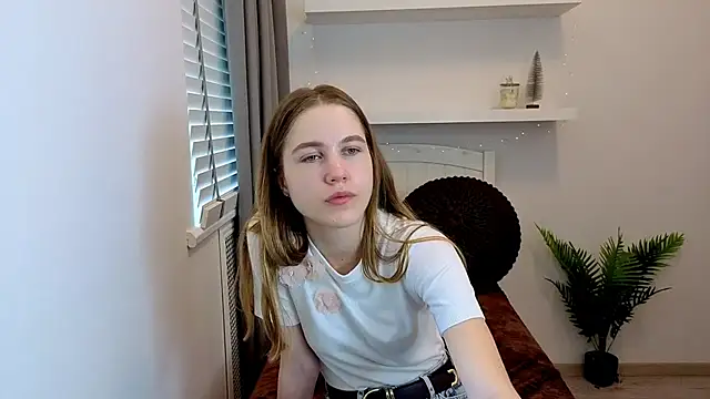 Snapshot of Spicy_Lexi chatting on May 2026 06:42:01 AM Spicy Lexi online show from May 2026 06:42:01 AM