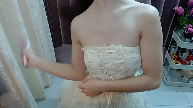 Snapshot of Shenlly chatting on September 2025 01:17:01 AM Shenlly online show from September 2025 01:17:01 AM