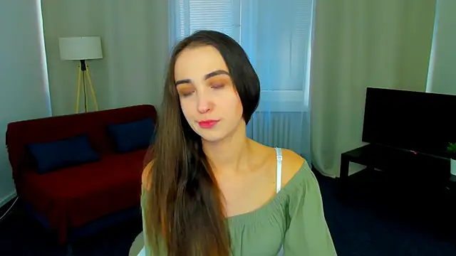 Snapshot of EllaSteele chatting on September 2025 01:38:02 PM EllaSteele online show from September 2025 01:38:02 PM