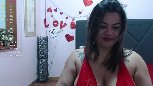 pamela echeverria online show from April 2026 11:20:01 AM