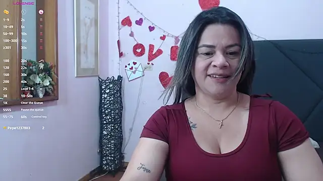 pamela echeverria online show from April 2026 11:15:02 AM