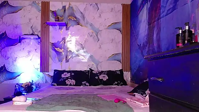 CataleyaRosee online show from May 2026 09:28:02 AM