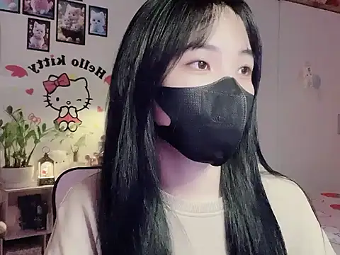 keelinnn19 online show from December 2025 06:16:01 PM