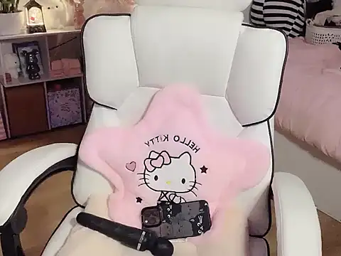 keelinnn19 online show from January 2026 08:12:01 PM