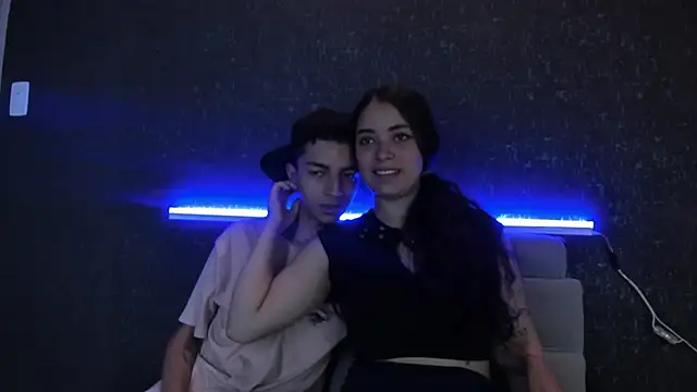 NickandAbby  online show from May 2026 07:31:01 PM