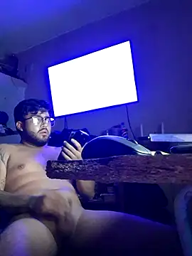 Snapshot of CompaWacho chatting on October 2025 11:43:01 AM CompaWacho online show from October 2025 11:43:01 AM