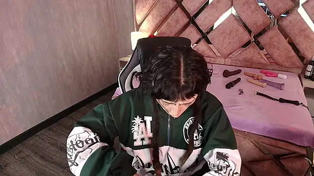 Babyyrasta666 online show from December 2025 03:44:02 AM