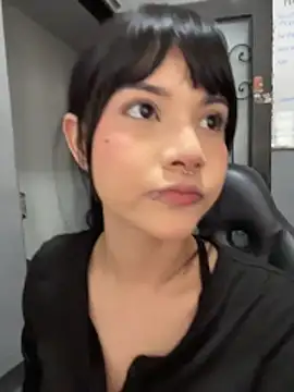 TatiLee online show from April 2026 02:36:02 PM