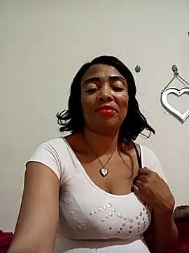 SEXYMOANSXX online show from May 2026 04:51:02 AM